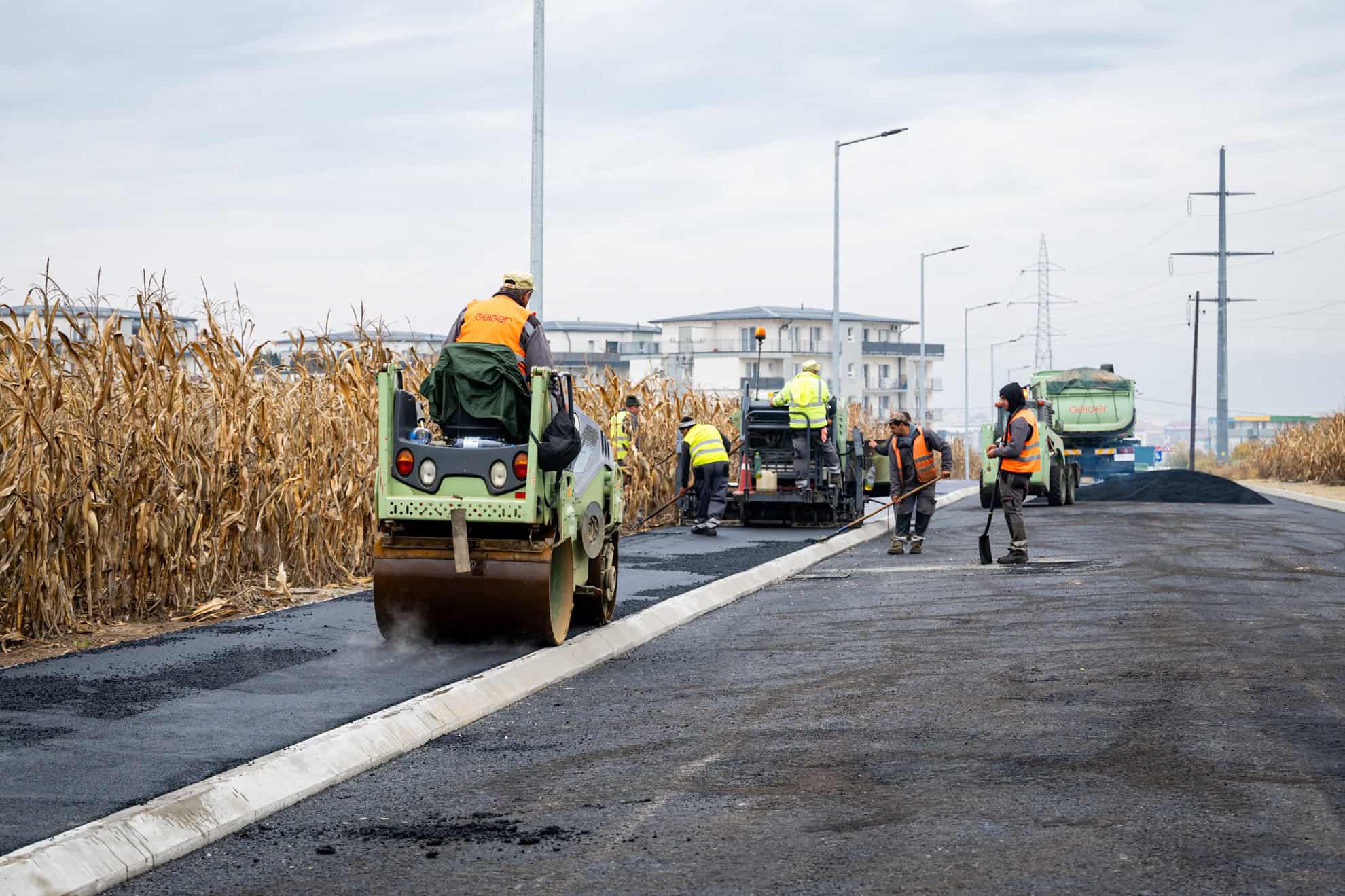 lucrările de modernizare la strada varșovia sunt aproape gata (foto)