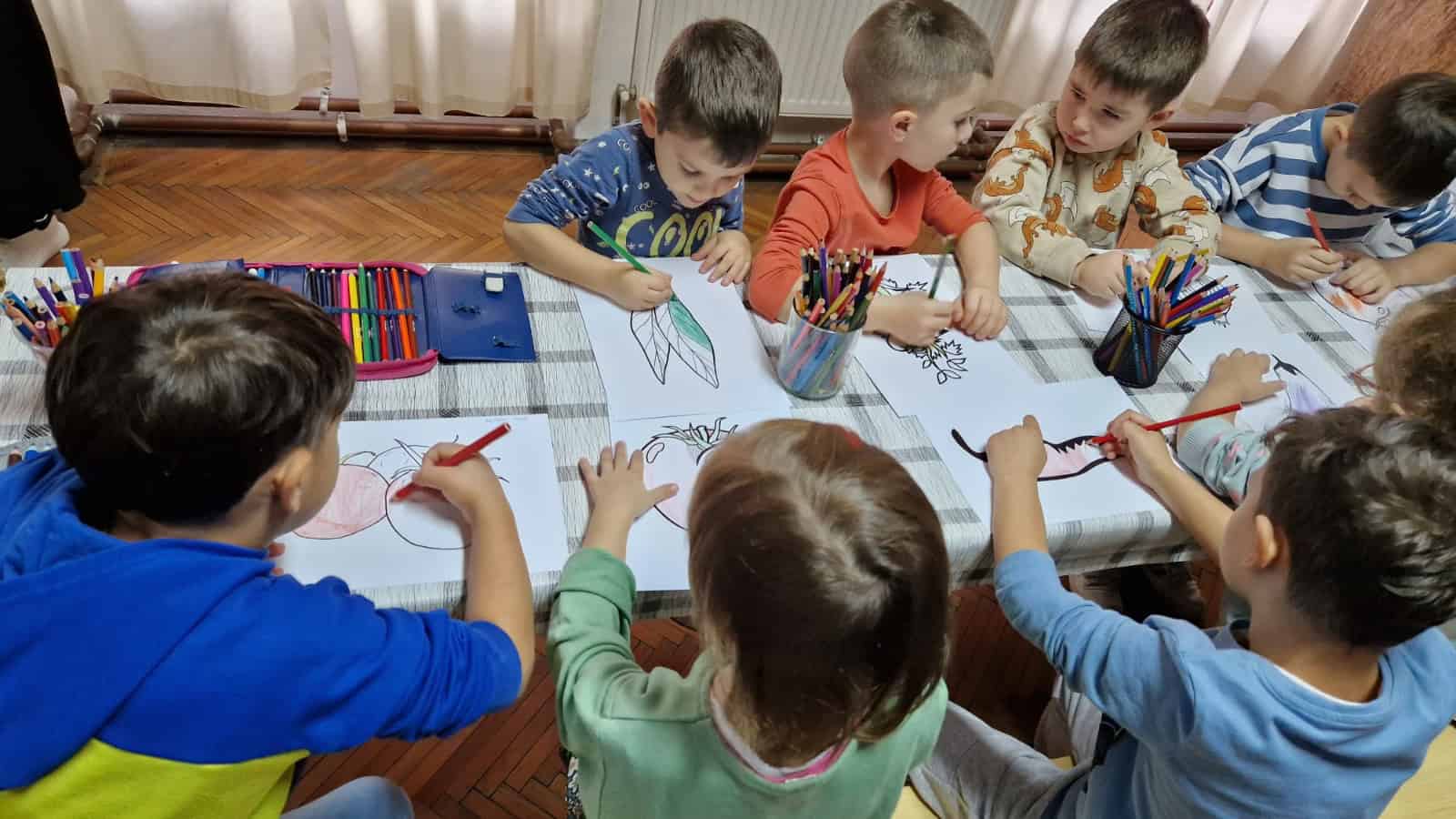 ateliere creative de toamnă. peste 150 de preșcolari din mediaș au participat la ”cămara bunicii” (foto)