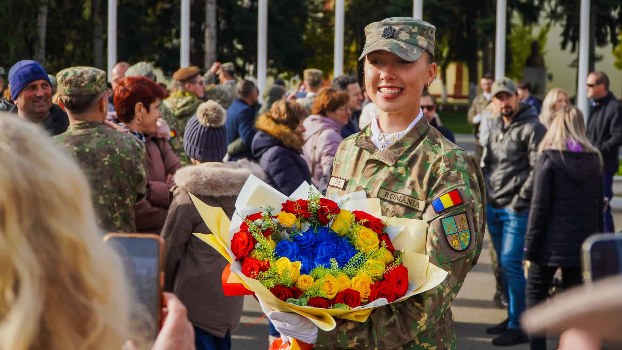 Zi importantă pentru sute de studenți de la AFT Sibiu. Părinții și bunicii, emoționați până la lacrimi (video, foto)