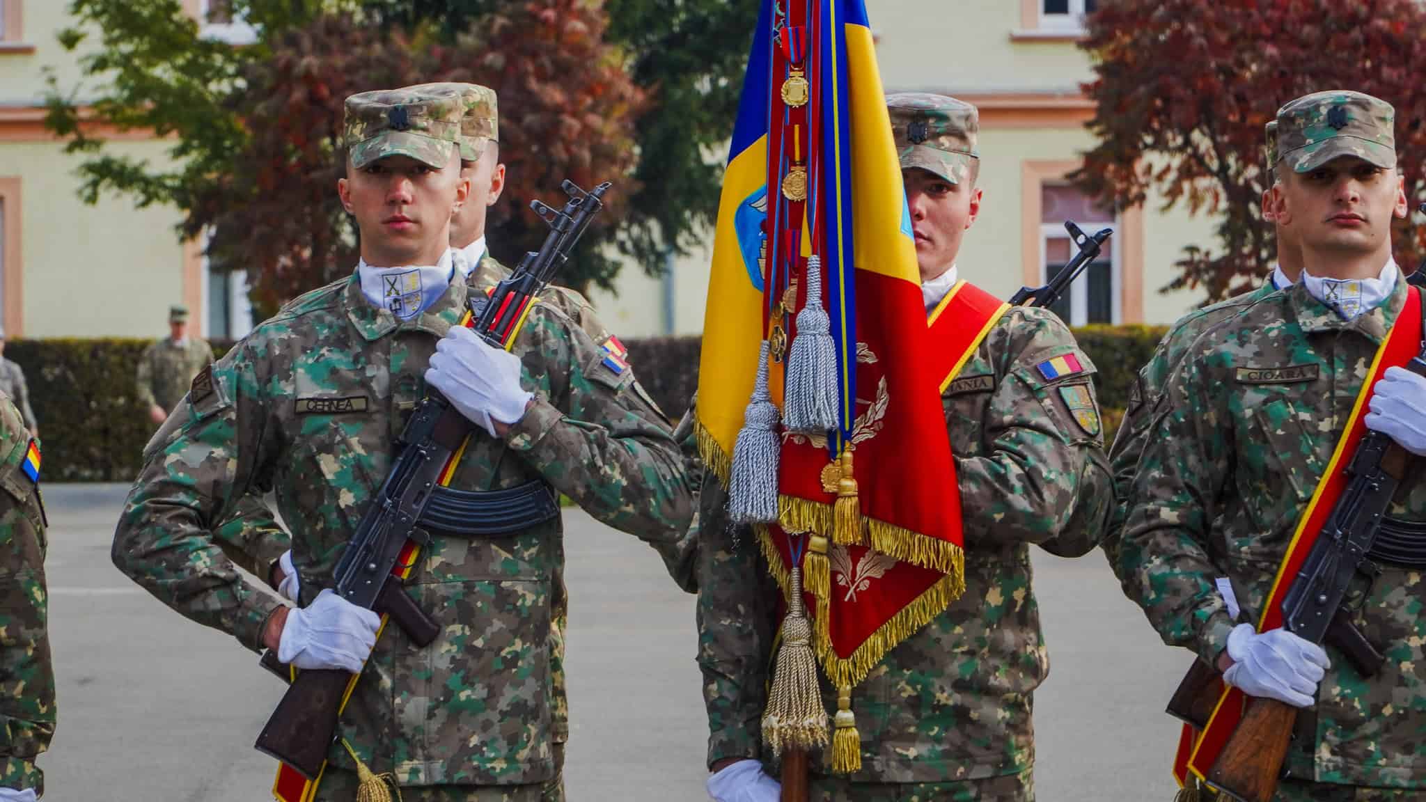 Zi importantă pentru sute de studenți de la AFT Sibiu. Părinții și bunicii, emoționați până la lacrimi (video, foto)