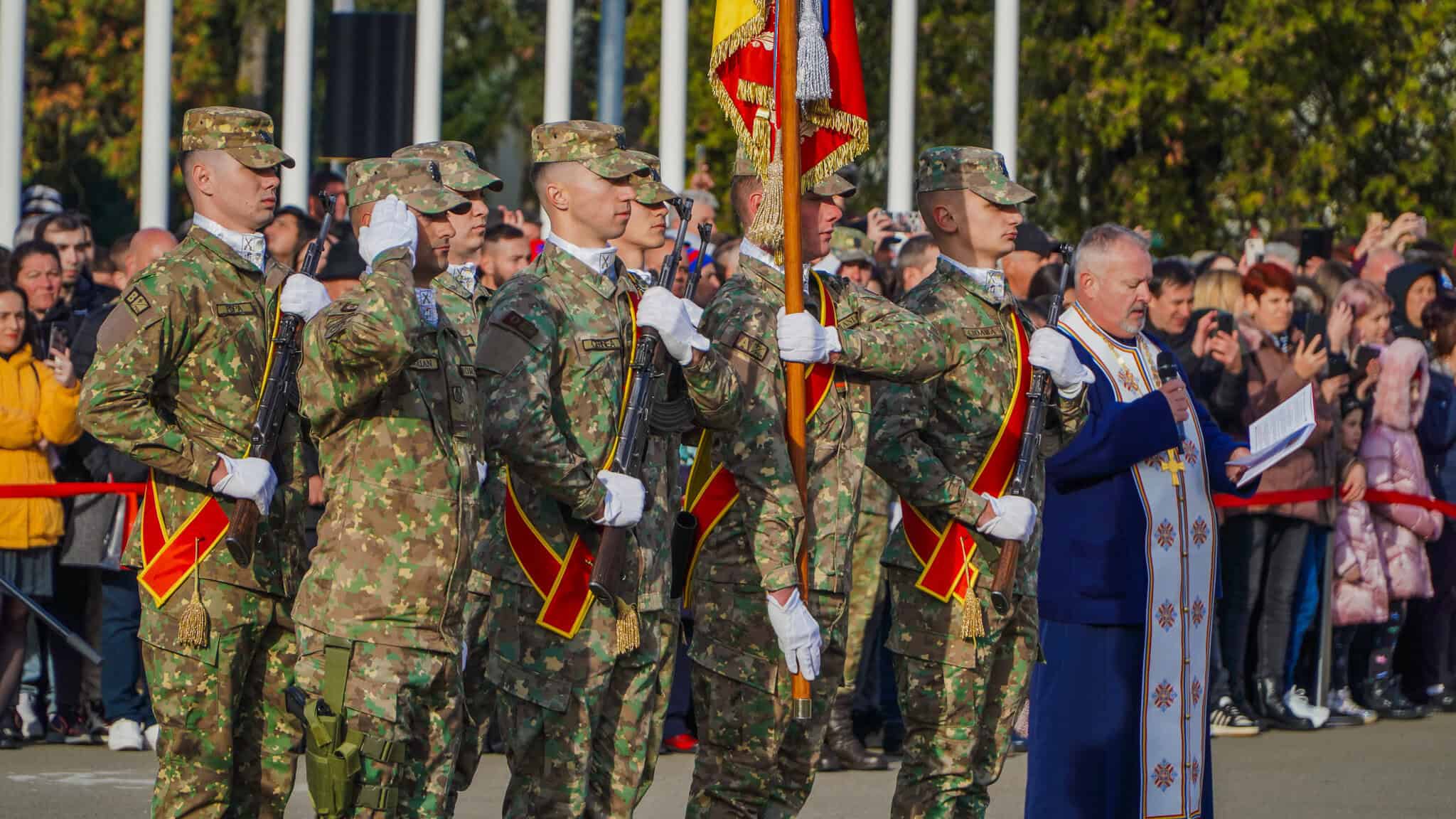 Zi importantă pentru sute de studenți de la AFT Sibiu. Părinții și bunicii, emoționați până la lacrimi (video, foto)