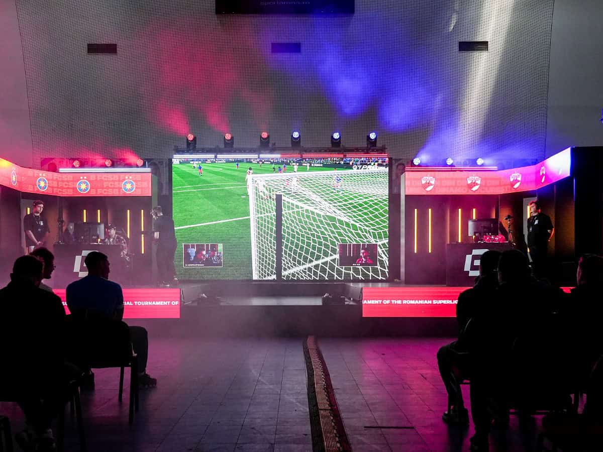 campionatul național de fotbal virtual ajunge la sibiu. etapa a 2-a se ”joacă” la sala transilvania