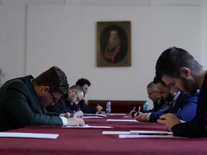 emoții pentru preoții înscriși la examenul de capacitate preoțească din arhiepiscopia sibiului