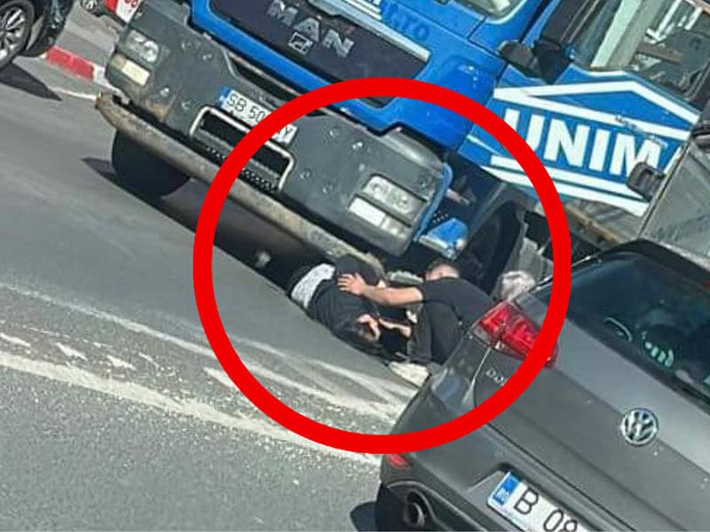 accident grav pe mihai viteazu. femeie lovită de un camion pe trecerea de pietoni