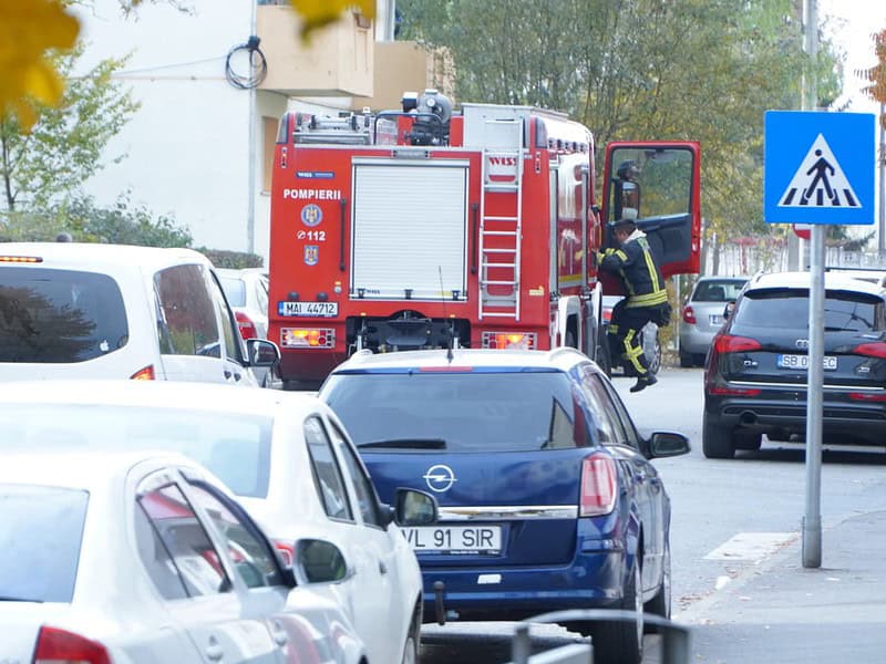 Incendiu auto pe Calea Șurii Mari