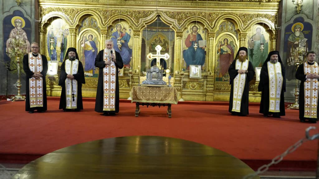 Capul Sfântului Gheorghe de la Cernica a ajuns la Sibiu. Va fi purtat în pelerinaj, prin Mărginime