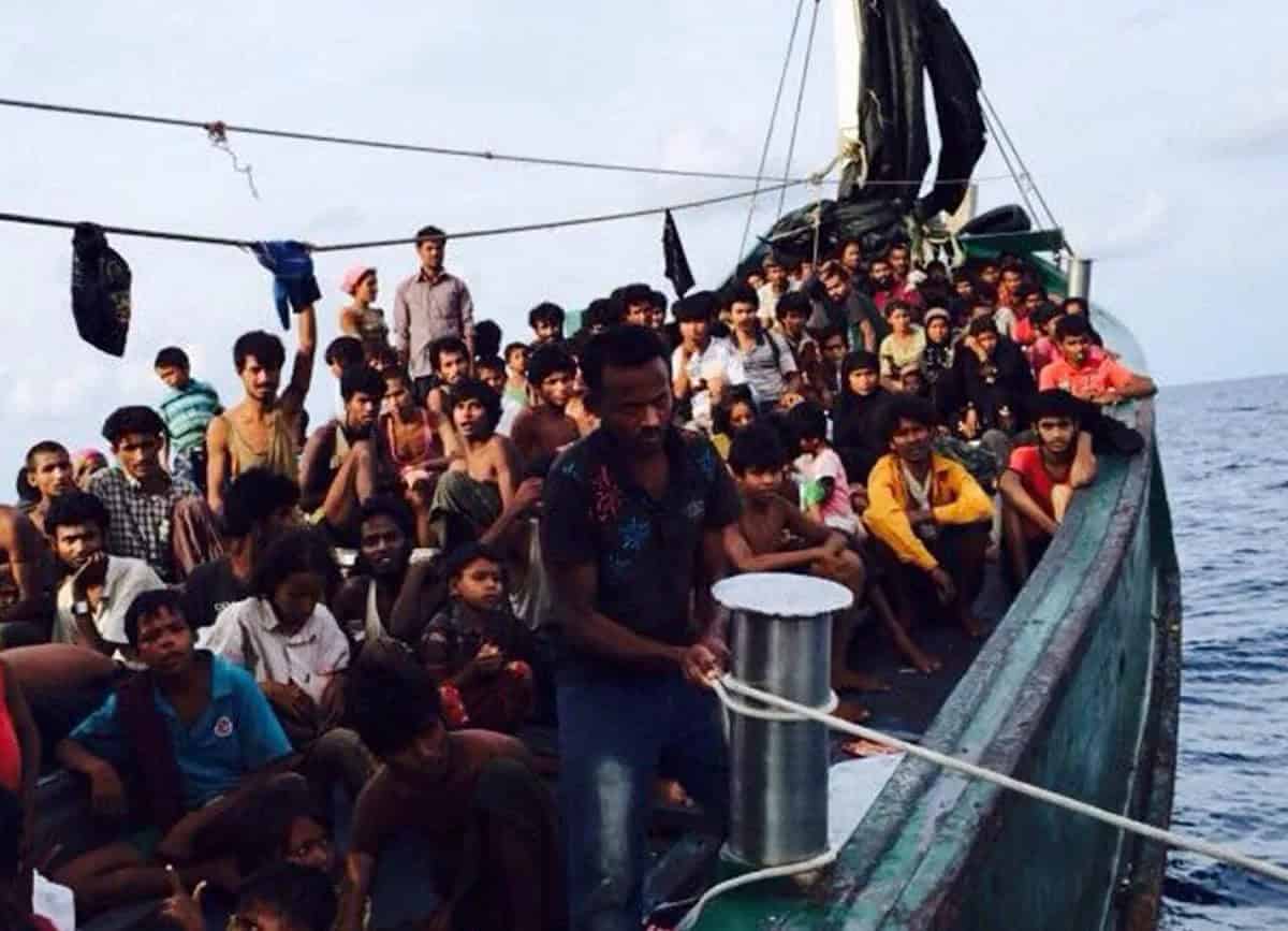 zeci de familii de migranți, mutați în românia de pe o insulă secretă din oceanul indian