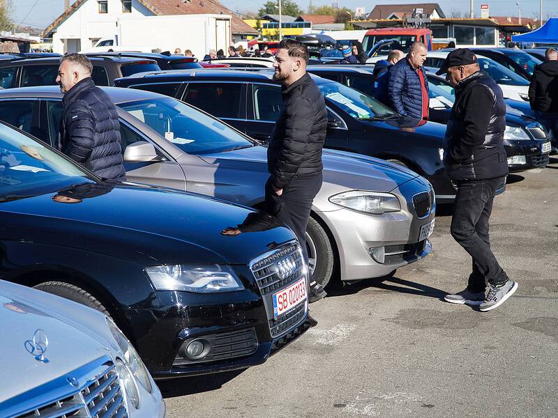 Noi reguli pentru transcrierea auto și vânzarea mașinilor second-hand