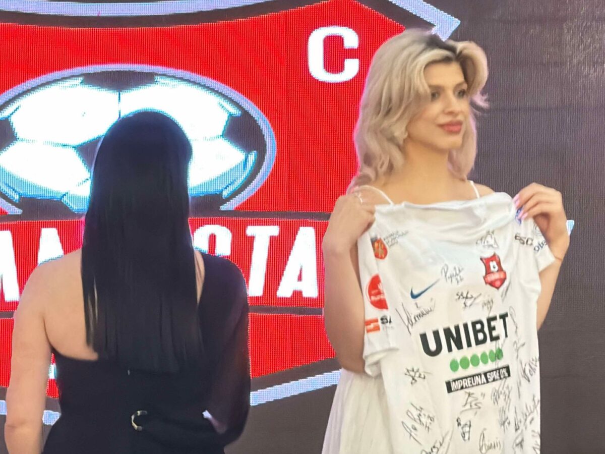 tricou și minge cu autografele jucătorilor de la fc hermannstadt, scoase la licitație. daniel niculae, murgia, găman și ianis stoica, prezenți la evenimentul caritabil (video foto)