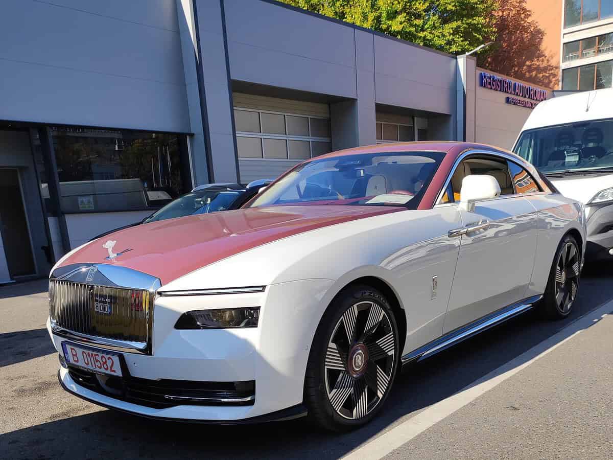 primul rolls royce electric, înmatriculat în românia. costă aproape 400.000 de euro (foto)