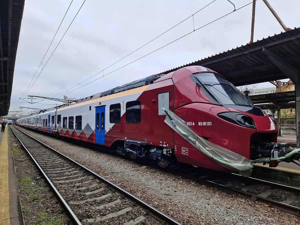 Încă 12 trenuri electrice noi vor intra în circulație. Nici unul nu va circula prin județul Sibiu