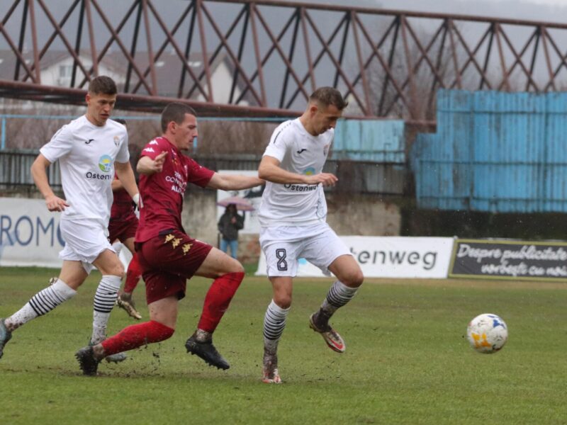 ACS Mediaș pierde în mocirla de pe ”8 Mai”. Tremură pentru play-off (video foto)