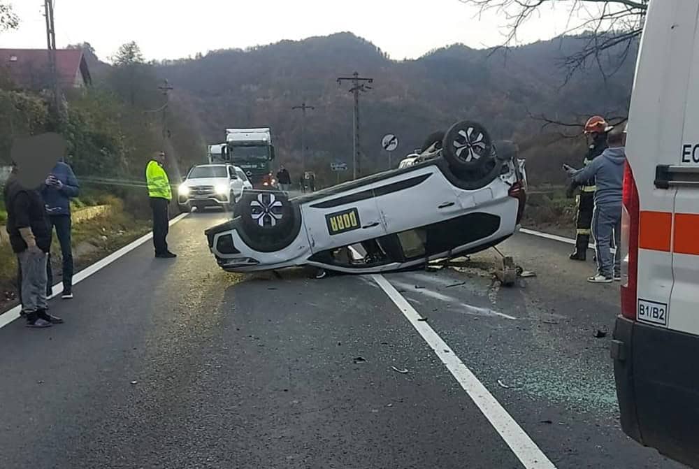 accident grav la brezoi. trafic reluat în ambele sensuri (update)