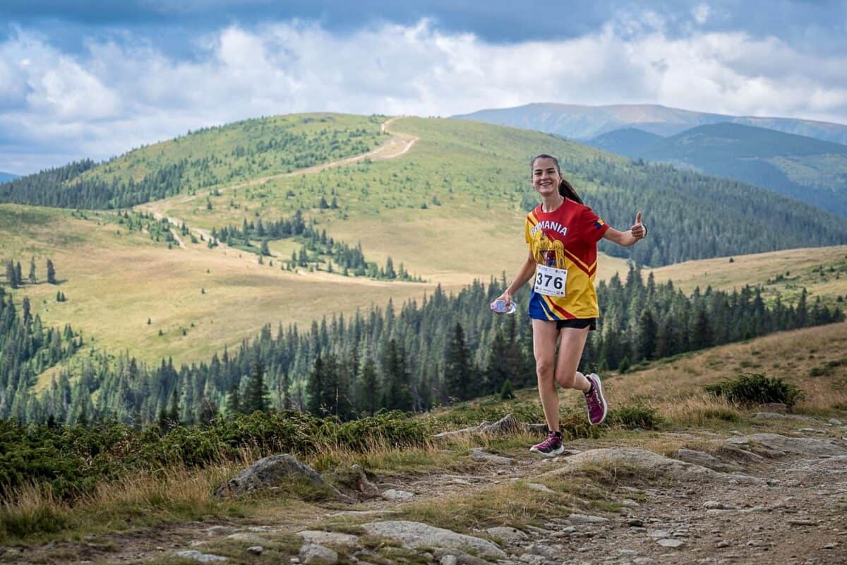 povestea studentei de la aft sibiu care a alergat la celebrul maraton de 42 de kilometri de la atena. alexandra: „îmi doresc să îmi dobor limitele” (foto)