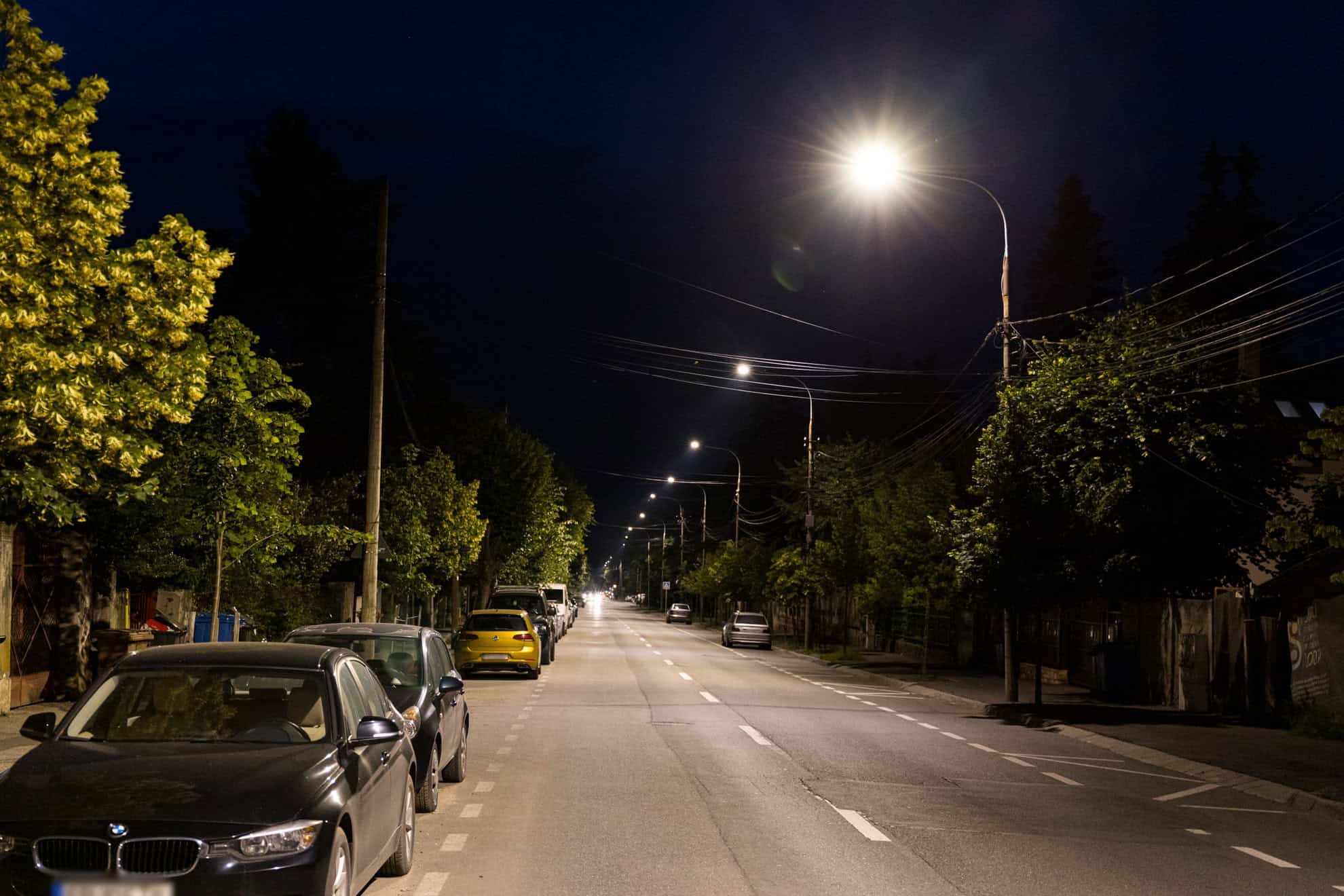 Primăria modernizează iluminatul public din cartierele Gușterița, Reșița, Lupeni și Lazaret