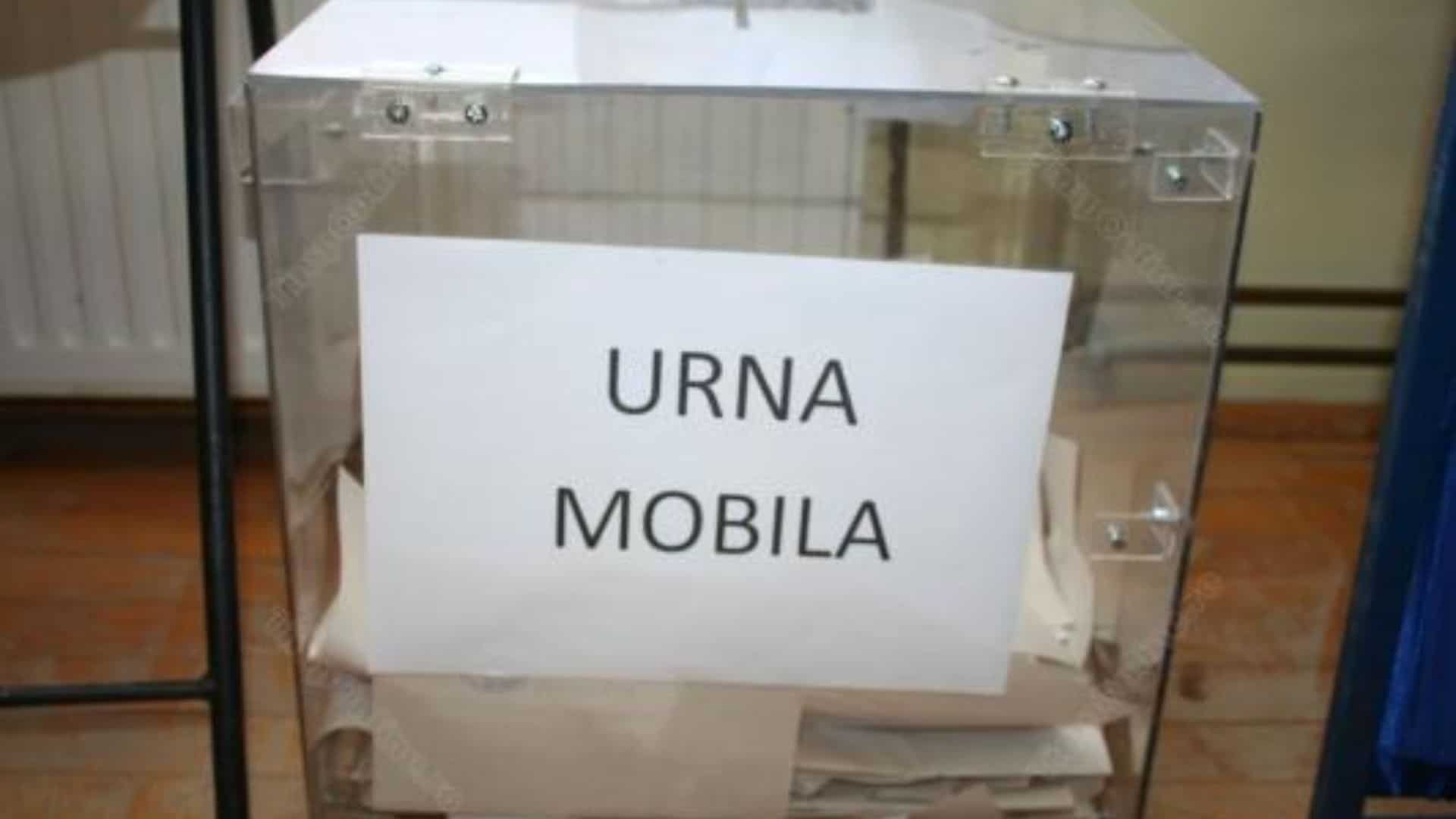 Cum pot vota bolnavii, vârstnicii și persoanele aflate în arest în Sibiu. Detalii despre solicitarea urnei mobile