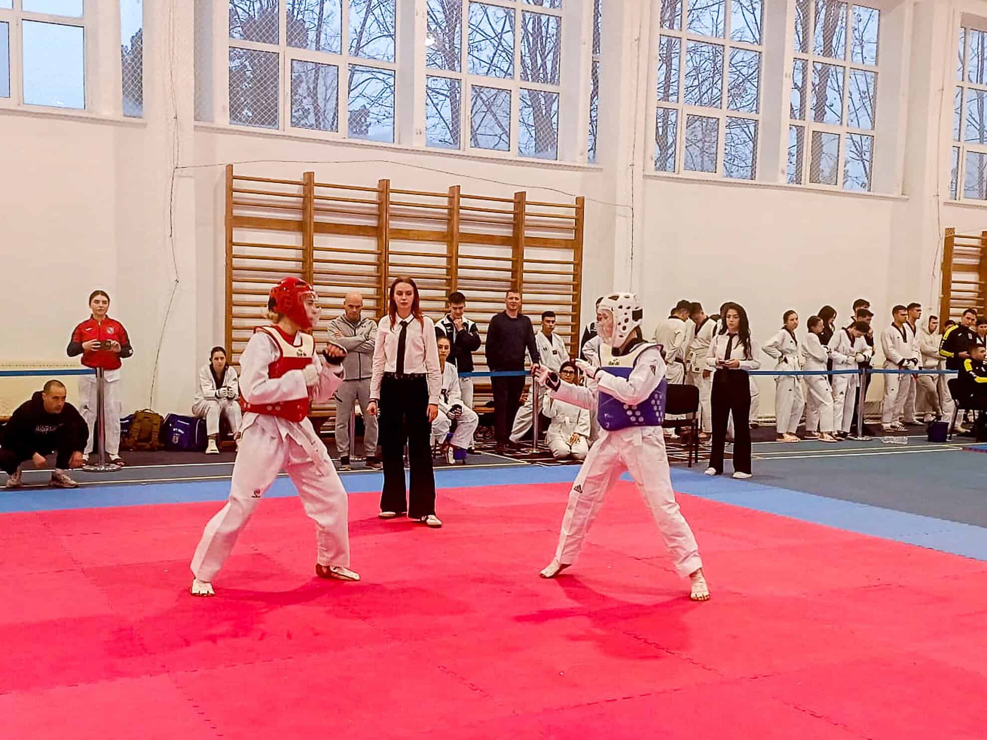 Echipa de la AFT Sibiu a câștigat medaliile de aur la Campionatul Militar de Taekwondo