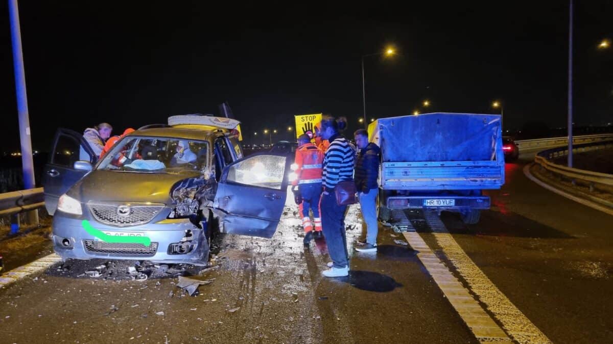 Accident cu 2 răniți pe breteaua de acces pe autostrada A1 la Sibiu provocat de un șofer kamikaze