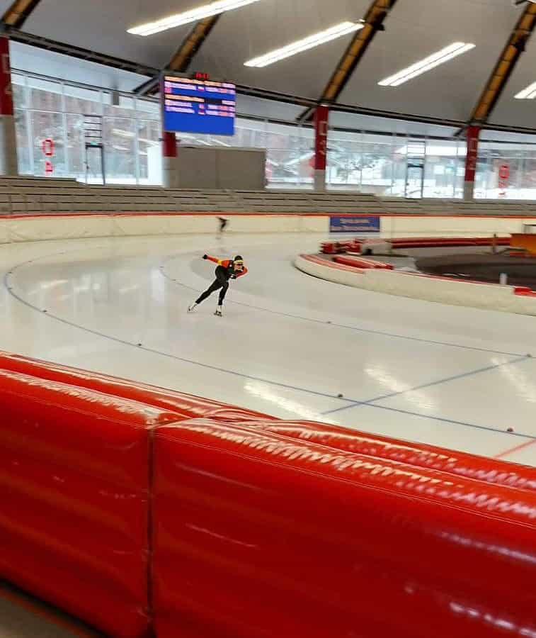 Sibianca Anastasia Băcilă, lider în topul mondial al juniorilor la patinaj viteză. A câștigat 4 medalii de aur la Cupa României (video)