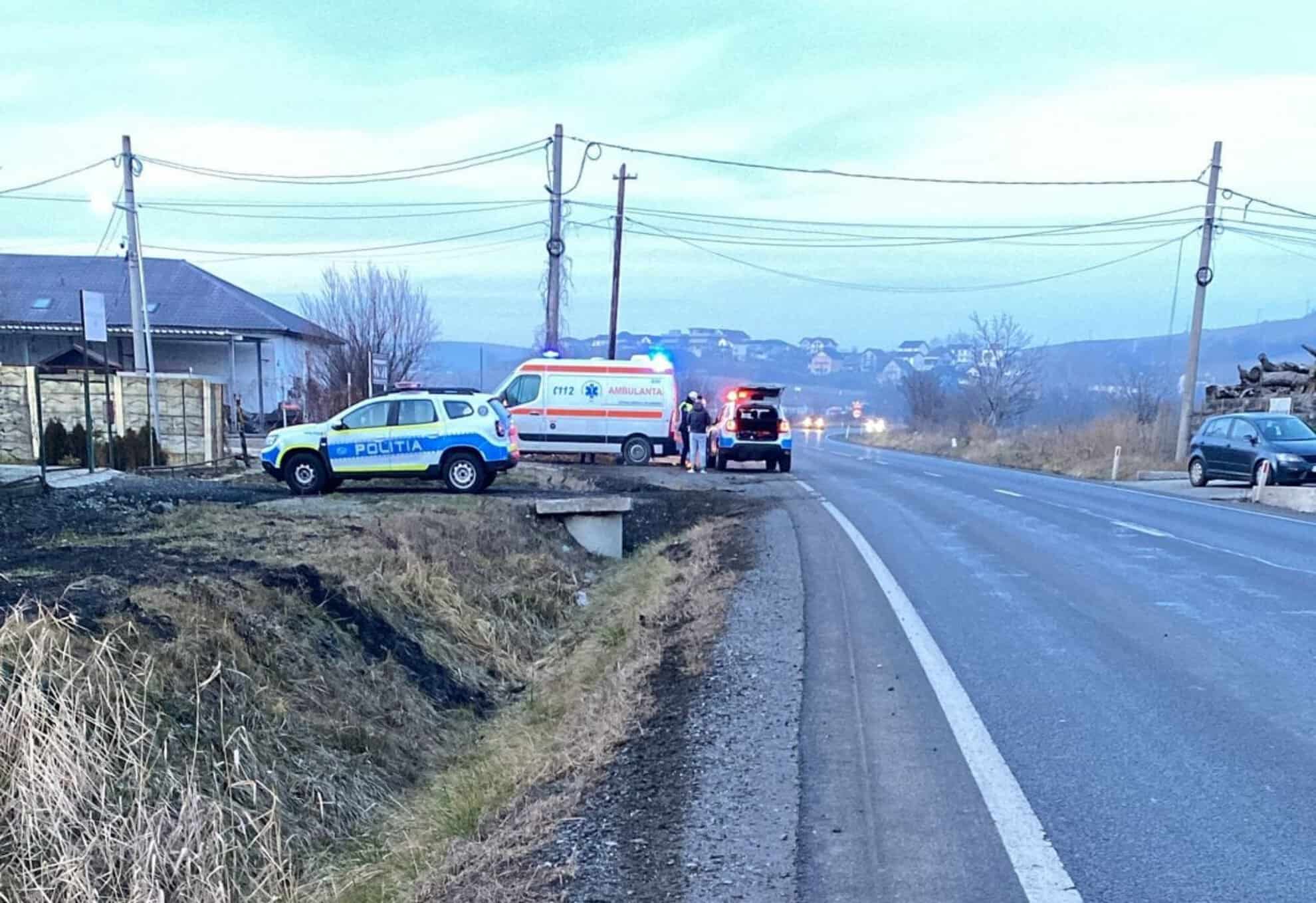 Accident la ieșirea din Sibiu. Un șofer neatent a lovit o mașină aflată în depășire