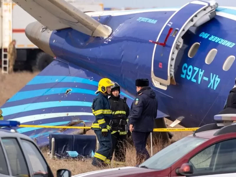 Avionul prăbușit în Kazakhstan a fost doborât de o rachetă rusească