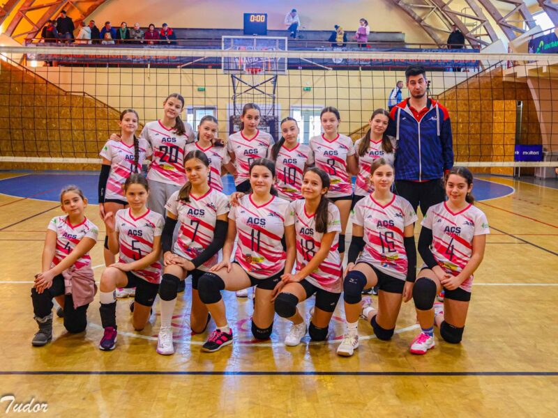 Champions Sibiu merge în semifinalele Campionatului Național U13 de volei