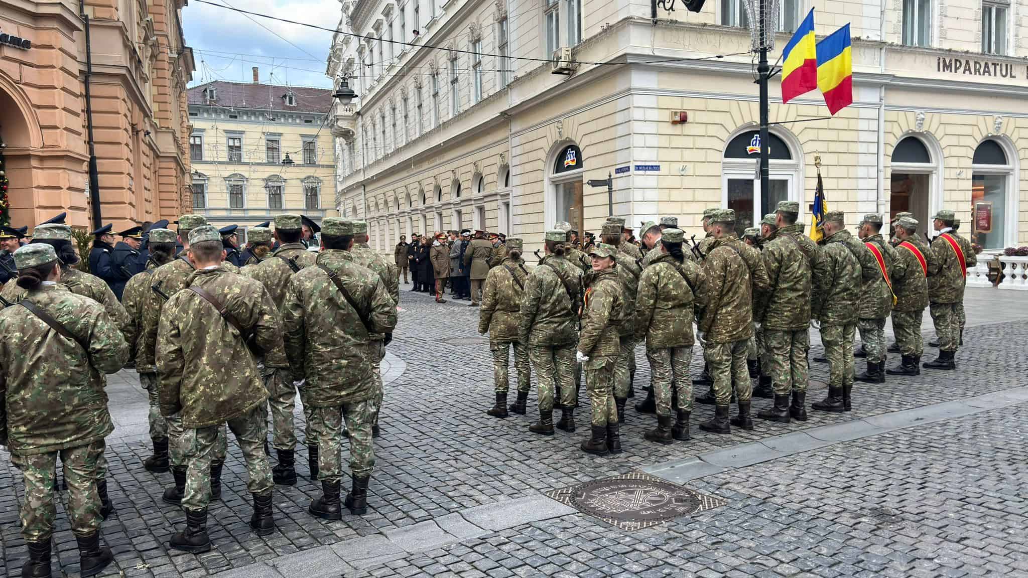 Ceremonie de Ziua Națională la Sibiu. Depuneri de coroane în locul paradei militare (foto video)