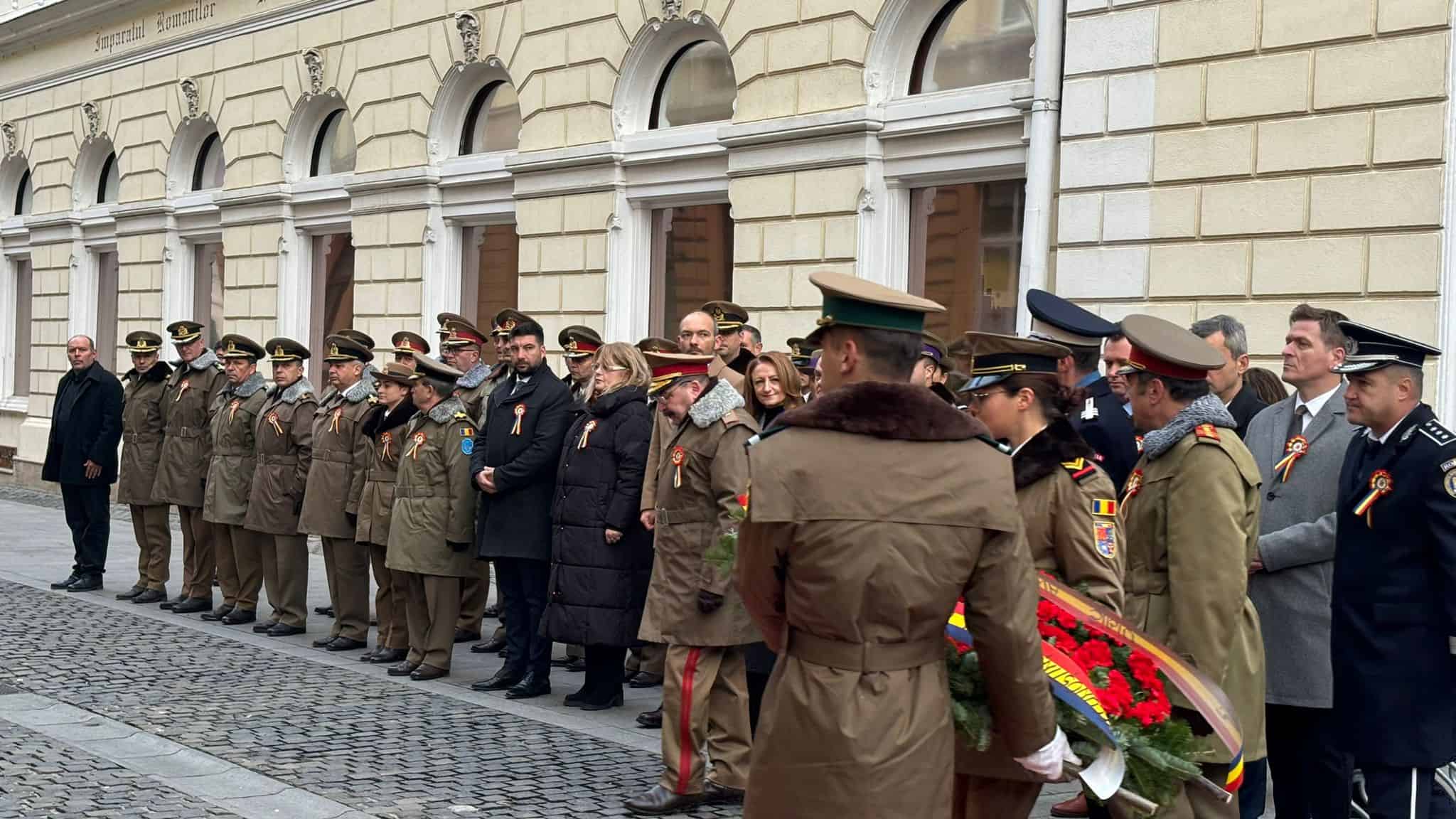 Ceremonie de Ziua Națională la Sibiu. Depuneri de coroane în locul paradei militare (foto video)