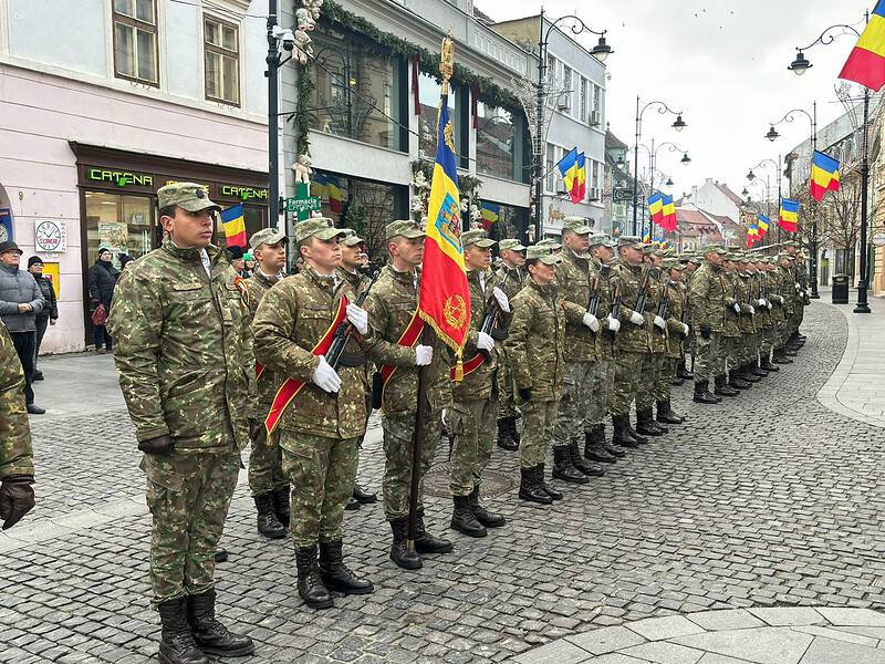 Ceremonie de Ziua Națională la Sibiu. Depuneri de coroane în locul paradei militare (foto video)