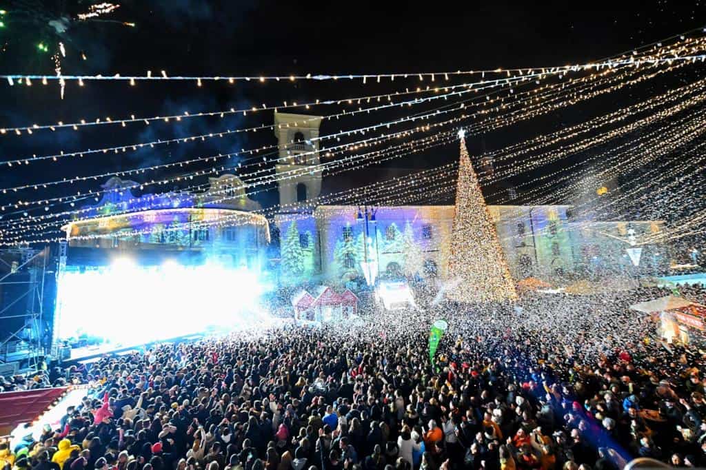 Revelionul în Sibiu, Mediaș, Cisnădie, Păltiniș și principalele localități din județ. Spectacole și câteva focuri de artificii