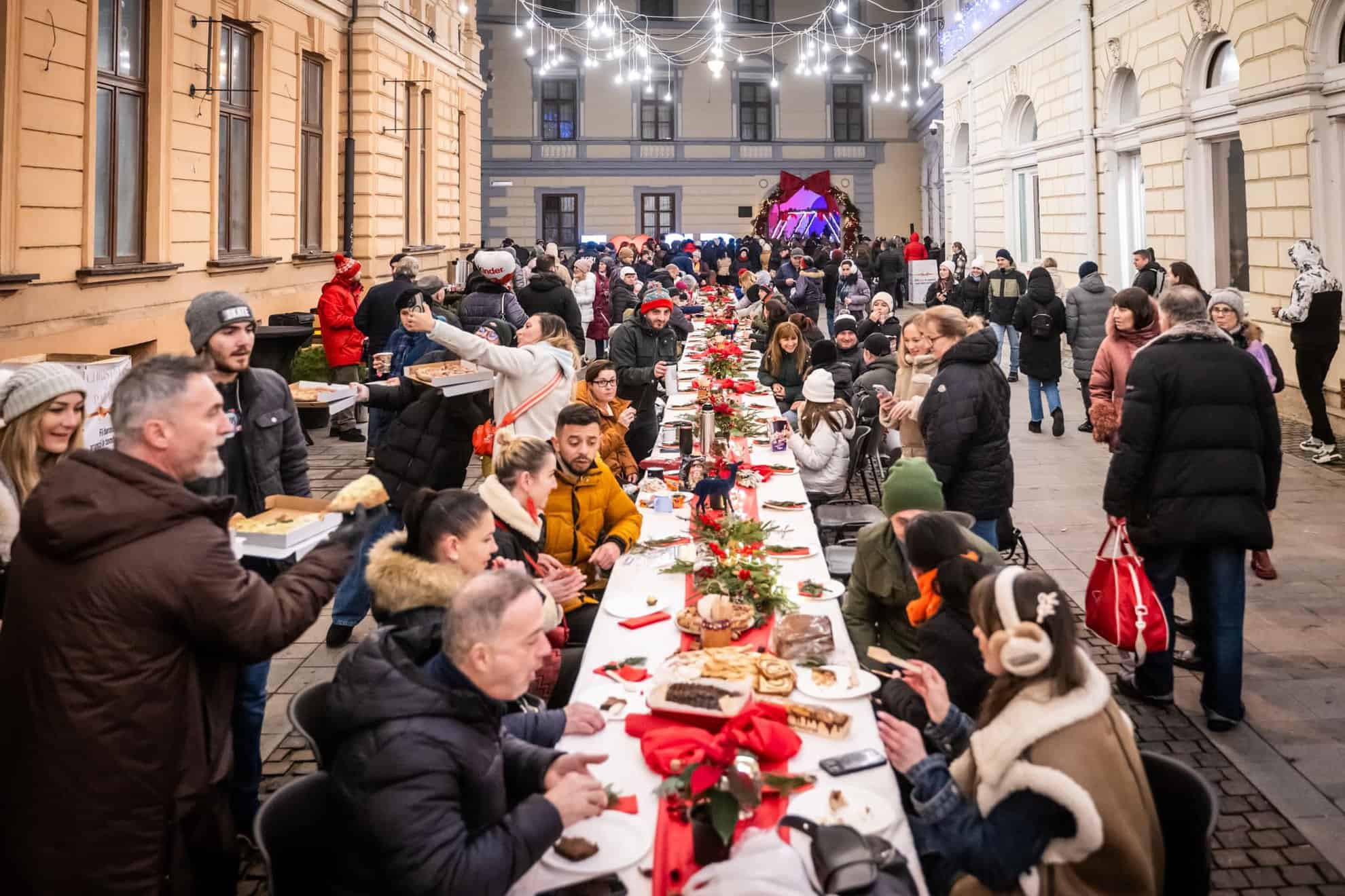 Peste 10 evenimente atractive în weekend la Sibiu. Nu ratați ”Pomana porcului” la Muzeul Astra și pe Moș Crăciun și Grinch la Mall