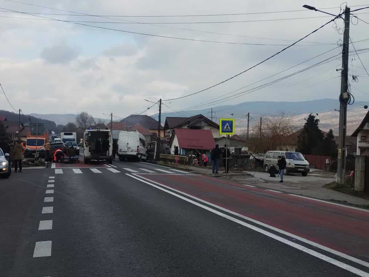 accident cu cinci răniți între sibiu și rm. vâlcea (update)