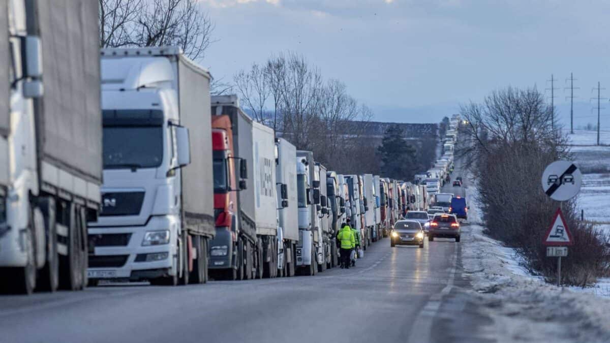 Controale de amploare la granițele Schengen ale României. Mii de oameni verificați