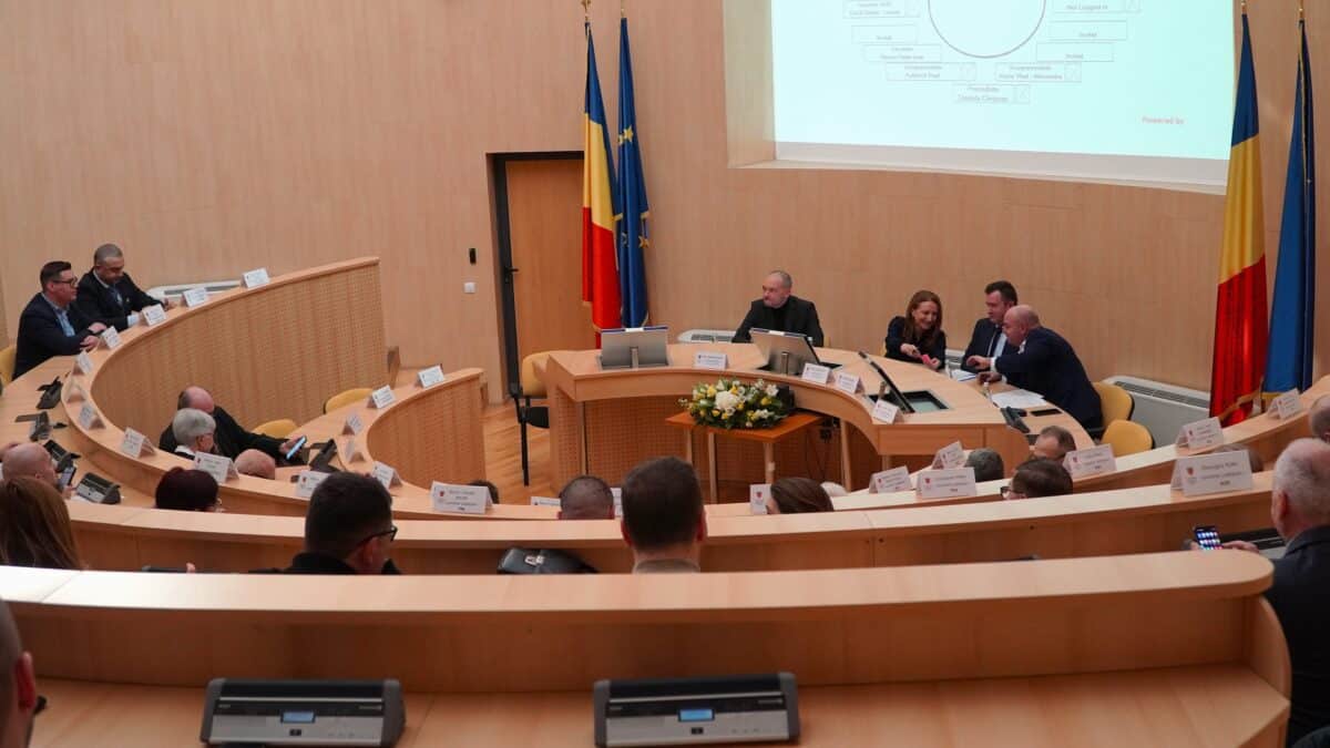 Consilierii județeni au aprobat noi proiecte pentru dezvoltarea Sibiului (foto)