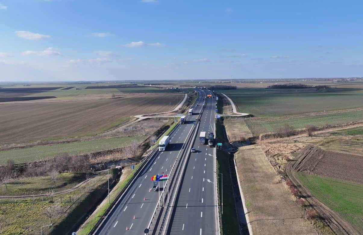 S-a modificat circulația pe autostrada A1, la Nădlac. Mașinile nu mai tranzitează porțile de control (foto)