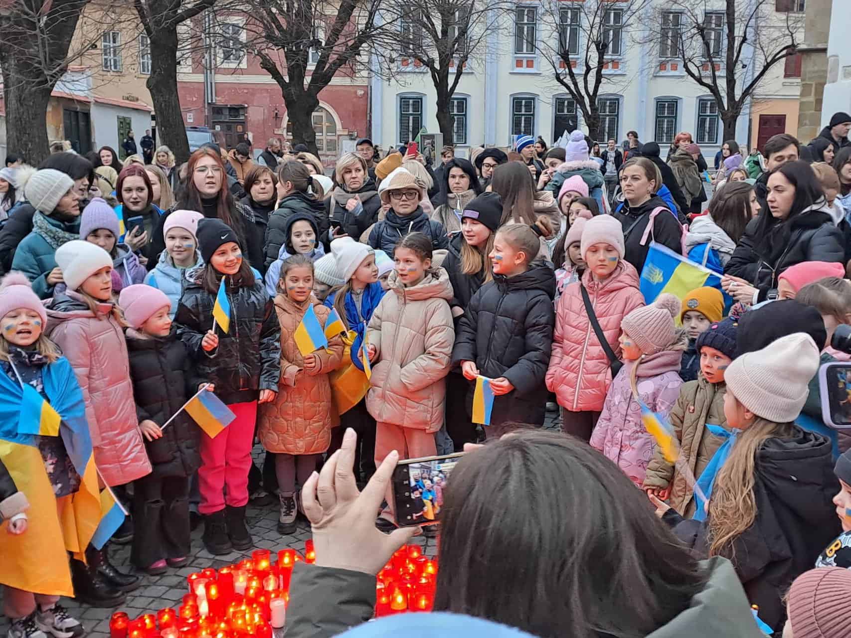 Starea de spirit printre ucrainenii din Sibiu la 3 ani de la începerea războiului. Maksym: „Vrem pace. Ne e dor de casă”