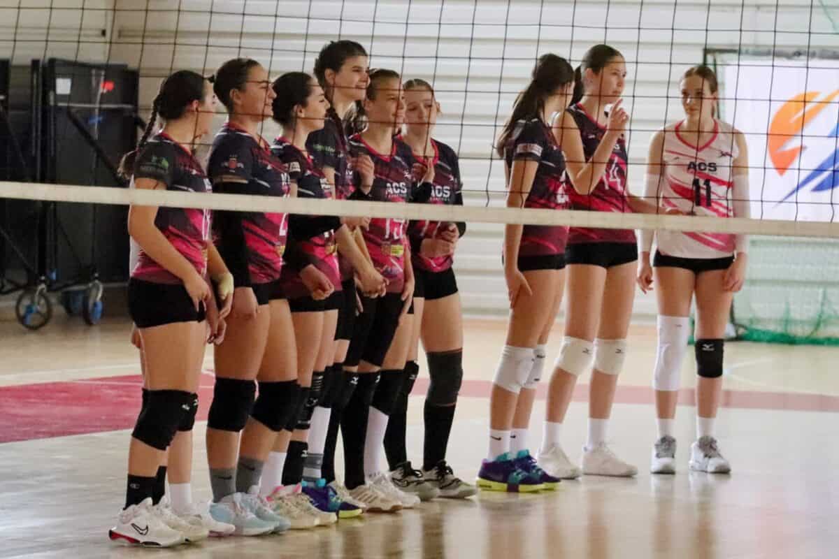 Sibiul, gazdă pentru semifinalele Campionatului Național U17 la volei. Participă și două echipe locale