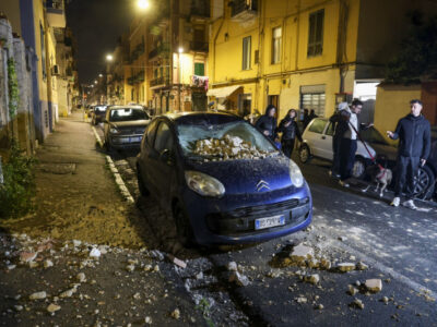 Cutremur în Italia. Sute de oameni în stradă după un seism de peste 4 grade (foto)