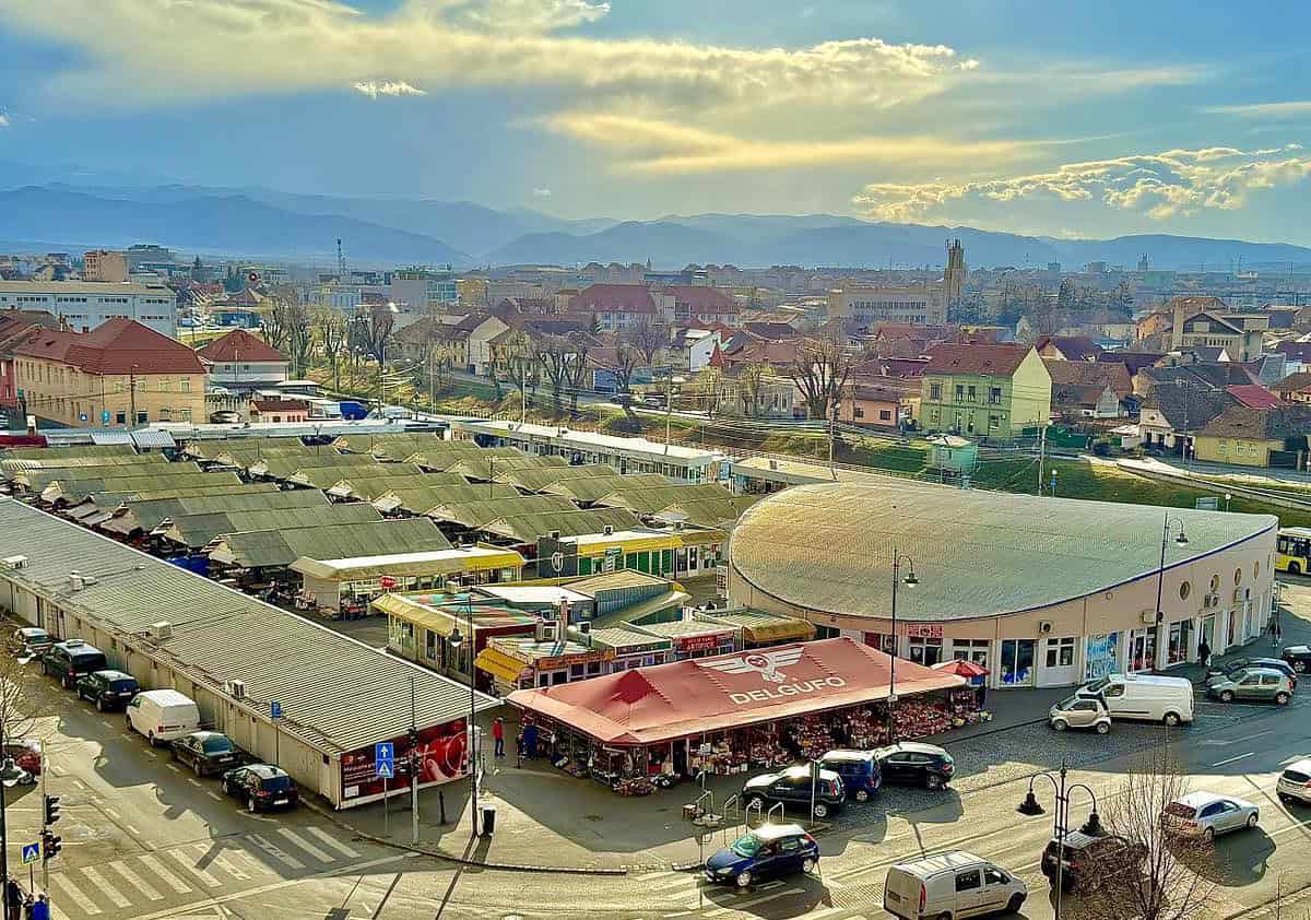 Modernizarea piețelor din Sibiu. Vești bune pentru cea din Vasile Aaron, iar Piața Cibin ”poticnită” într-un aviz