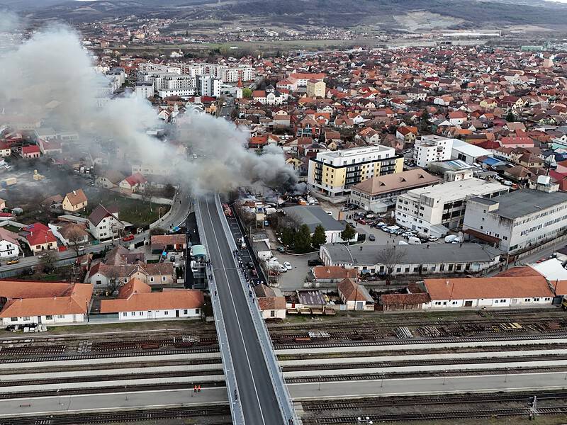 Imaginile incendiului dramatic de vineri din Sibiu