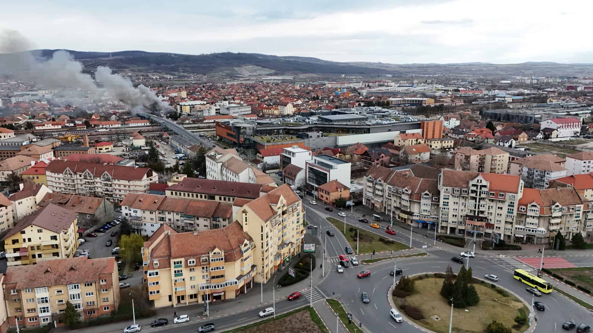 Imaginile incendiului dramatic de vineri din Sibiu