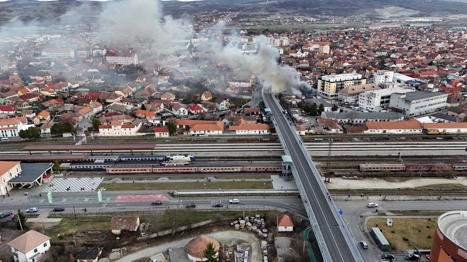 Imaginile incendiului dramatic de vineri din Sibiu