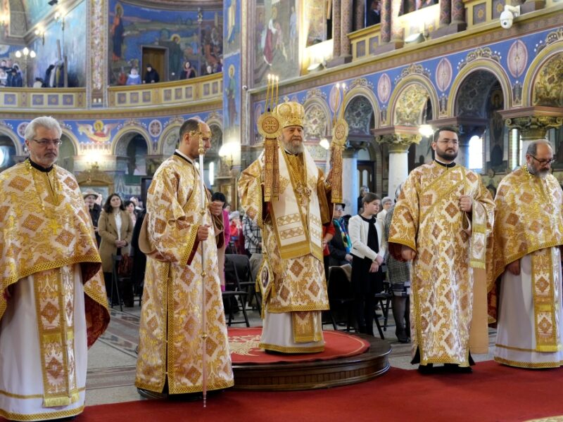 Catedrala Mitropolitană din Sibiu, plină în prima duminică din Postul Mare (foto)