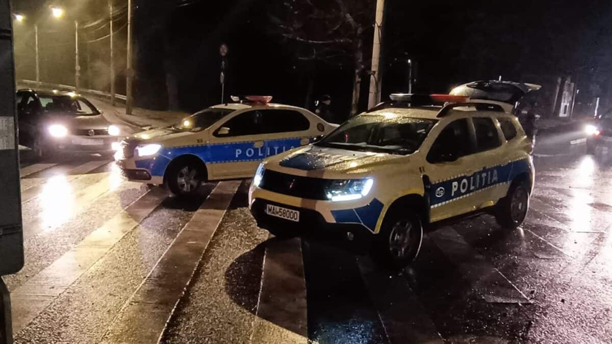 Acțiune în forță de 1 Martie a poliției Sibiu. Zeci de șoferi opriți în trafic. Unul era drogat (foto)