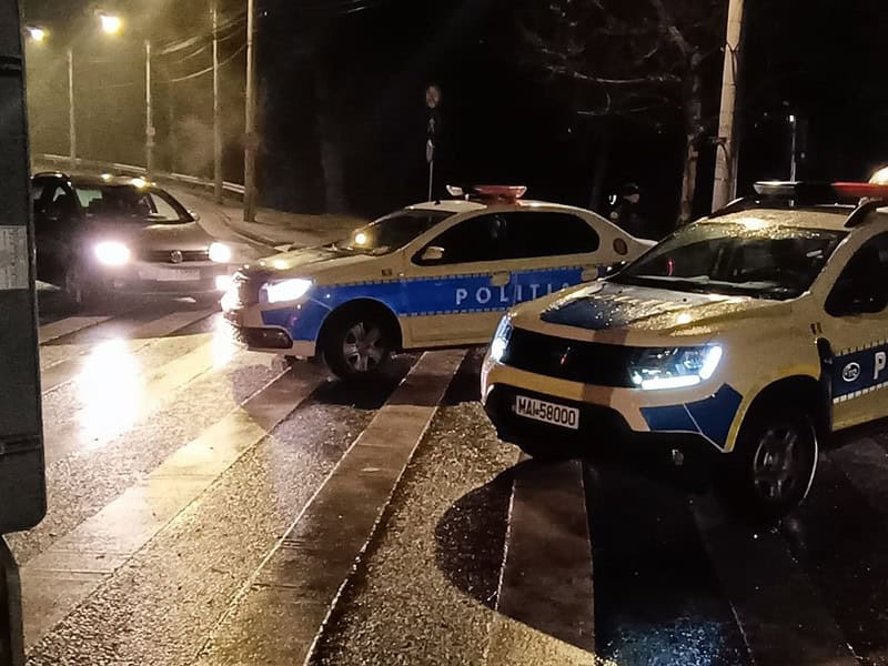 Acțiune în forță de 1 Martie a poliției Sibiu. Zeci de șoferi opriți în trafic. Unul era drogat (foto)