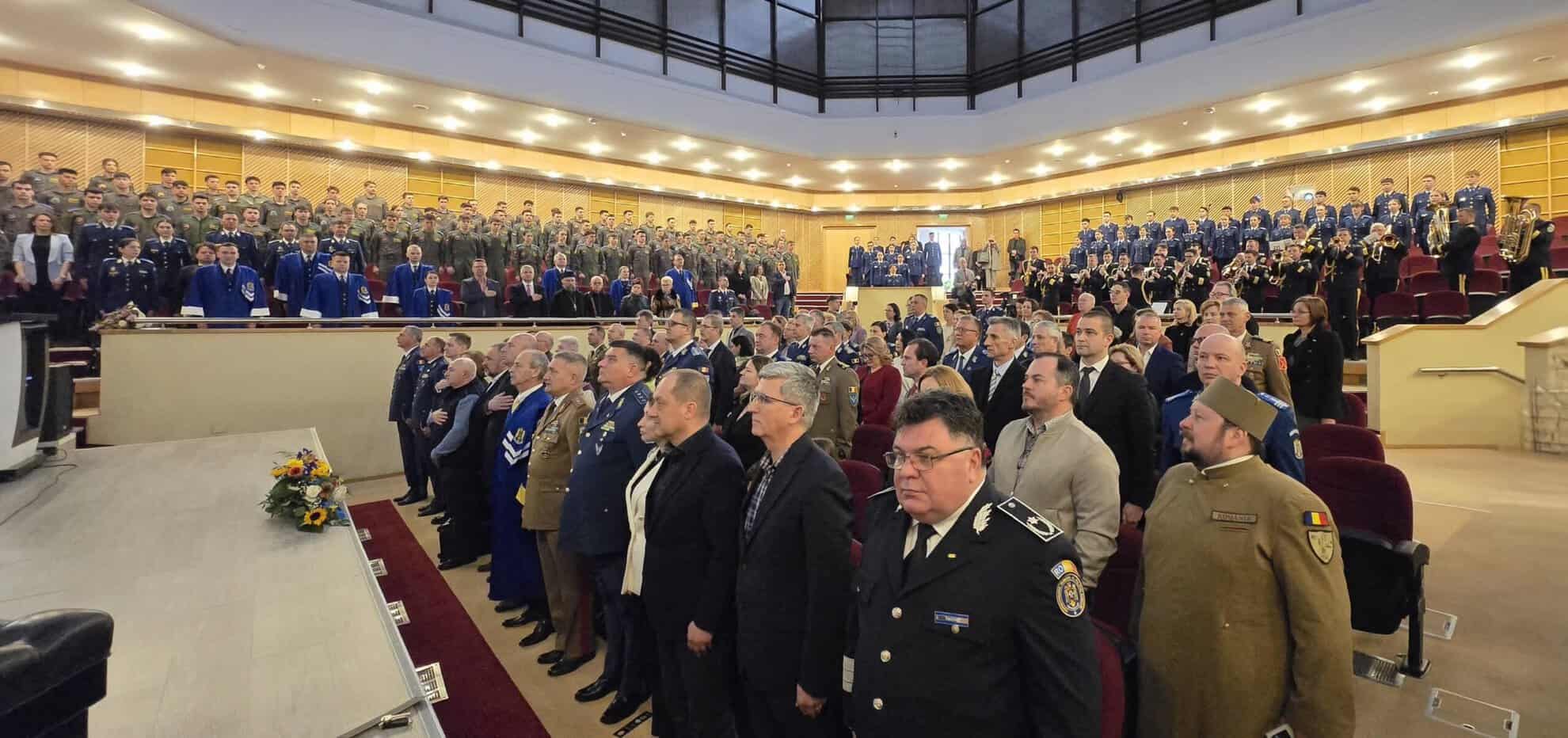 Părintele Constantin Nicula a primit titlul ”Doctor Honoris Causa“ al Academiei Forțelor Aeriene din Brașov (foto)