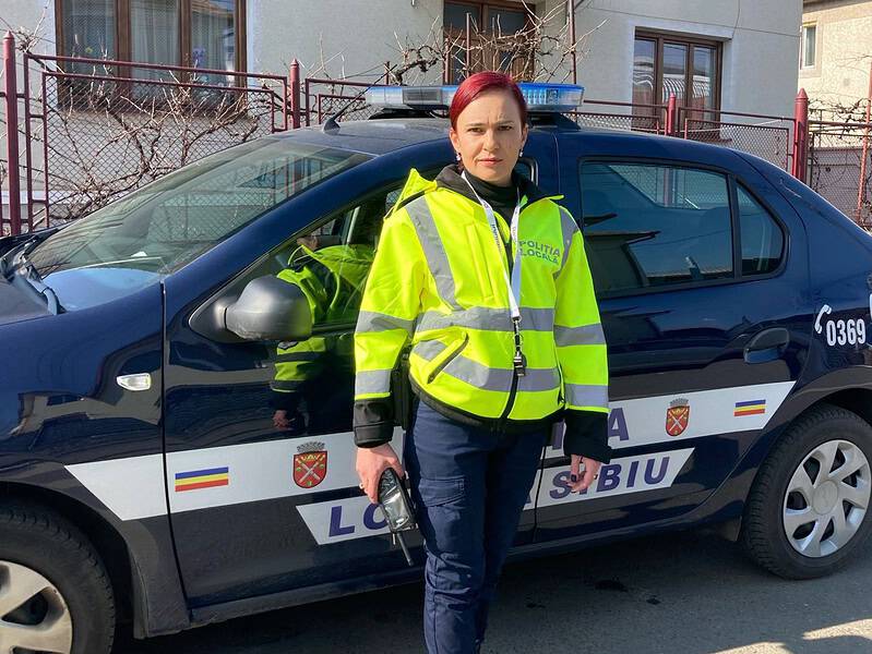 Femeia de fier a Poliției Locale Sibiu. Diana Marcu, între intervenții de salvare și misiuni sub acoperire (foto)